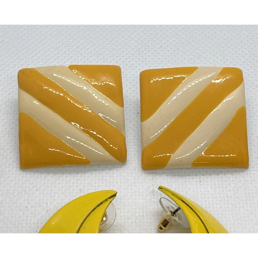 Vintage Lot of‎ 4 Pairs Yellow White Stud Pierced Earrings 80s 90s Statement